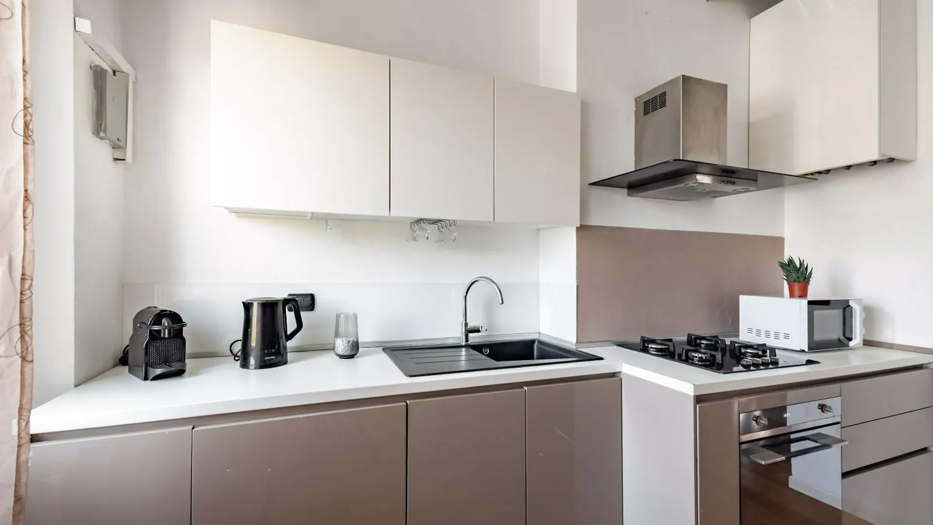 Modern Apartment Near Verona Centre!