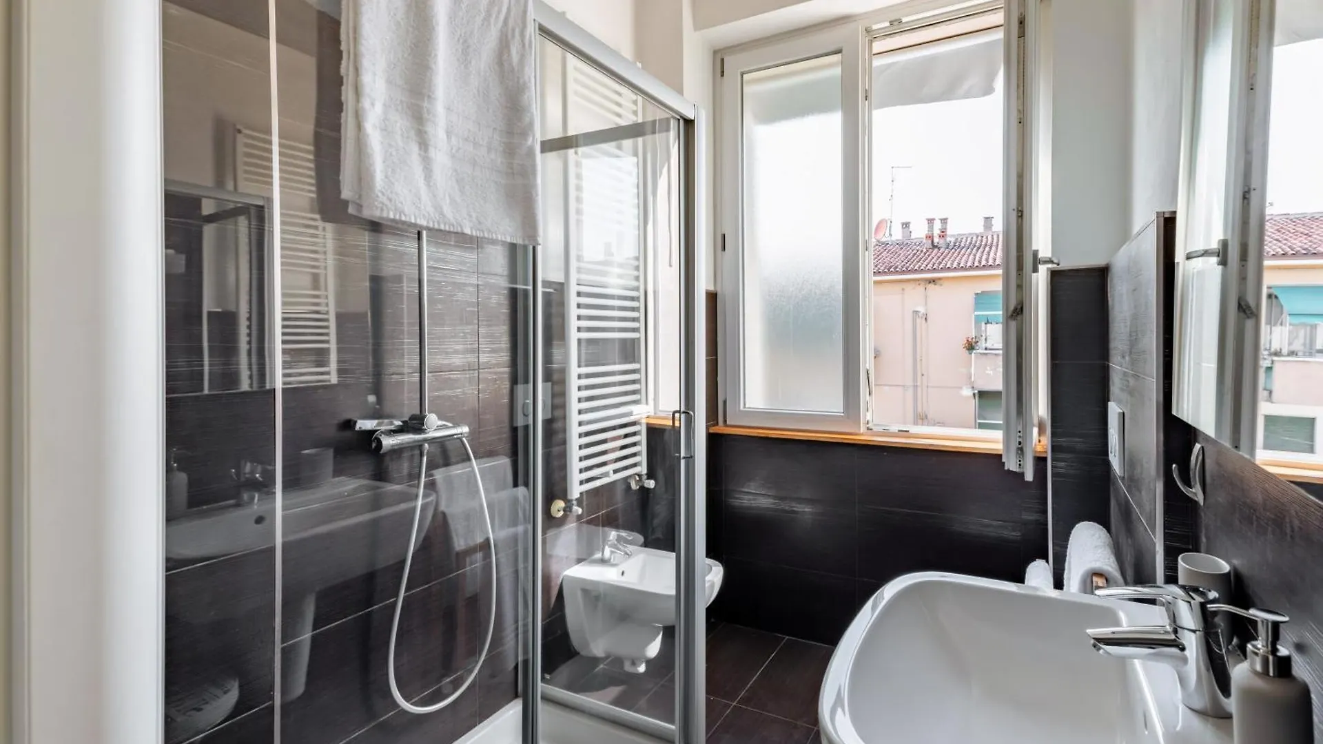 Modern Apartment Near Verona Centre! Włochy